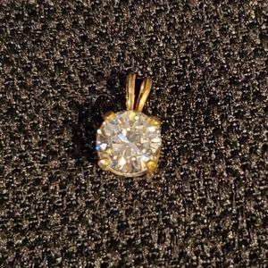 Round man made diamond solitaire pendant